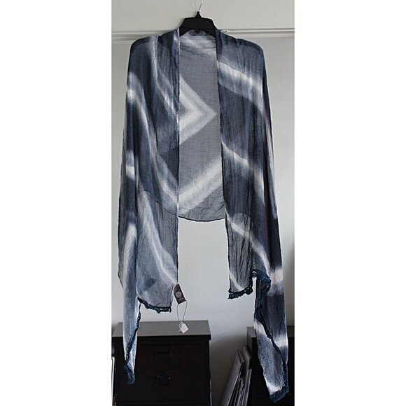 New w/Tags - Vince Camuto Ombre Frings Tassel Wrap, Tie Dye Ombre Pattern - Picture 3 of 9